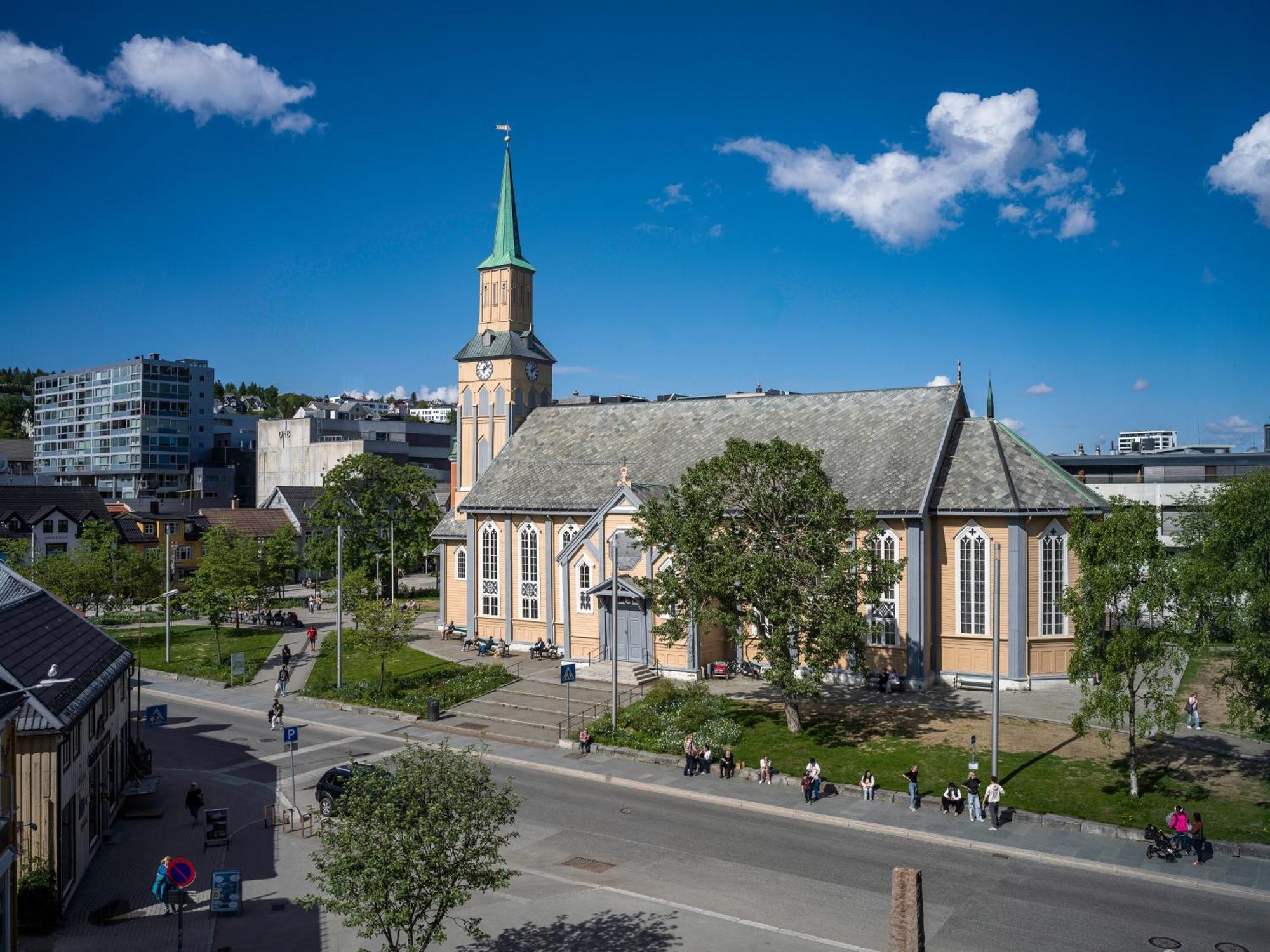 Quality Hotel Saga Tromso Exterior photo